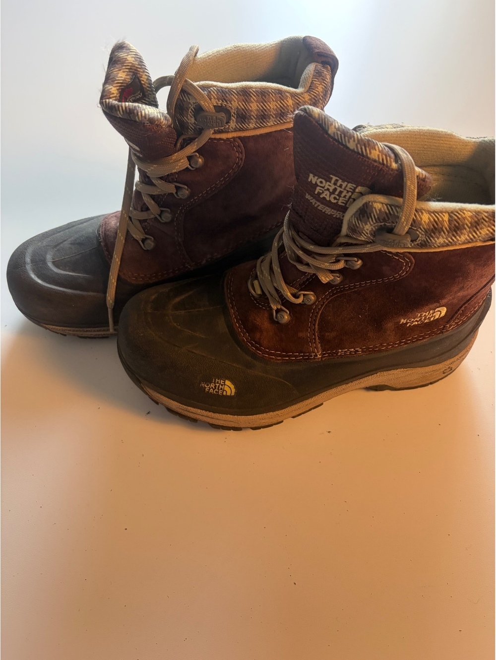 The North Face Waterproof Chilkat Winter Boots Size 1